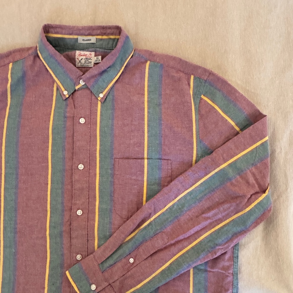 J Crew - BROKEN-IN ORGANIC COTTON OXFORD SHIRT
X-LARGE
ALEX STRIPE RED MULTI